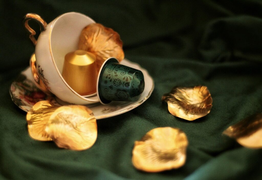 coffee, capsule, gold, green, elegant, cup, petal, still life, coffee pod, gold, coffee cup, gold, gold, gold, gold